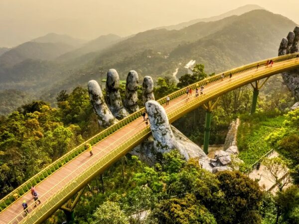 Du lich Ba Na Hill cau Vang
